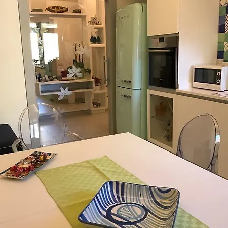 Al Parco Primavera Bed and Breakfast 4*